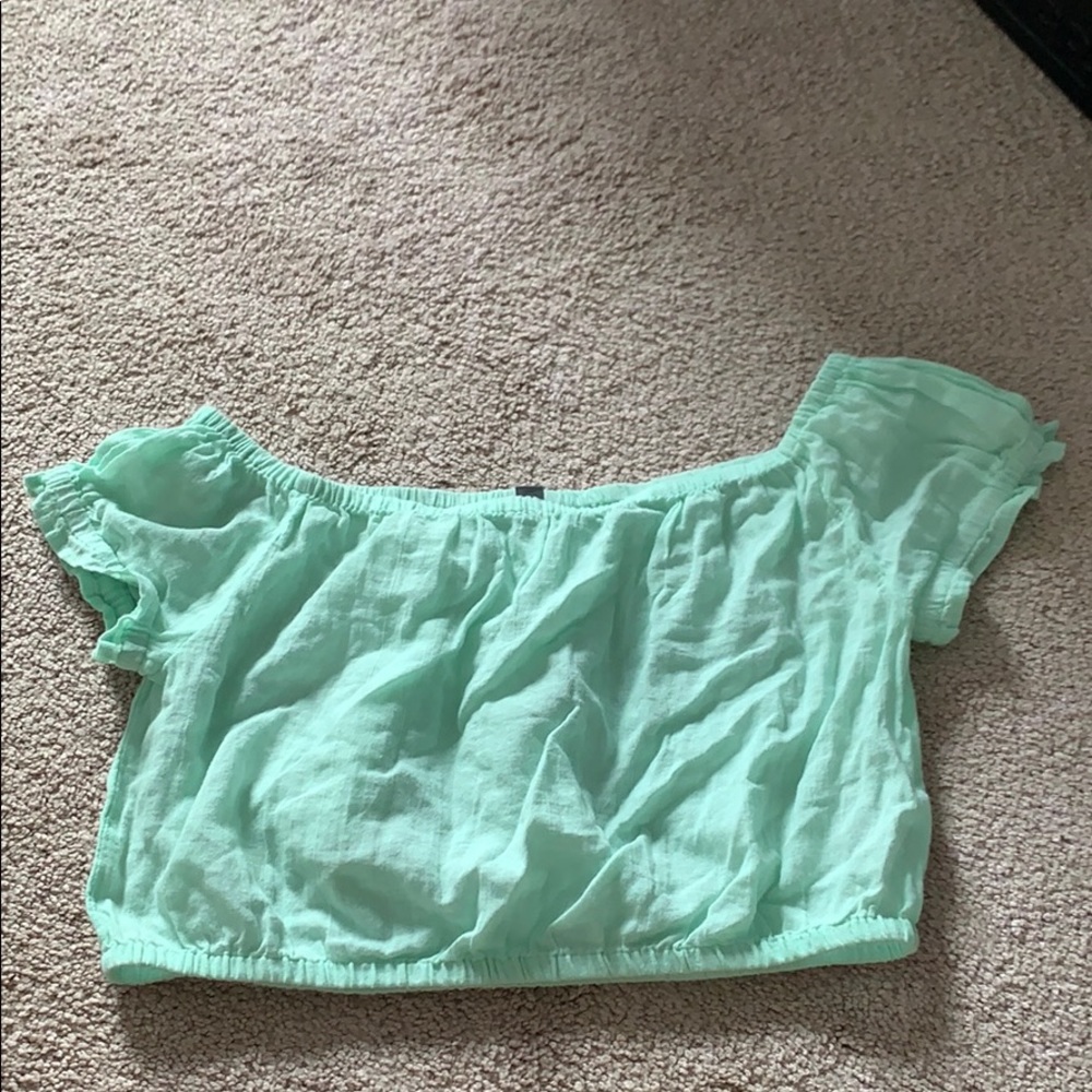 Aerie cropped of the shoulder top